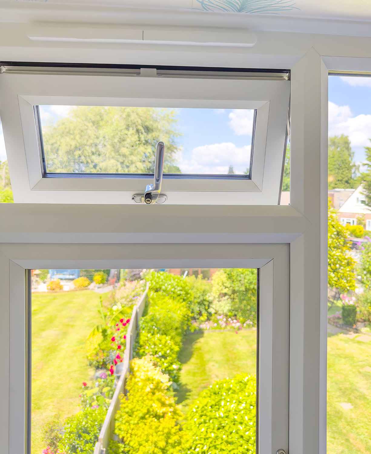 Windows House Broadline Close up